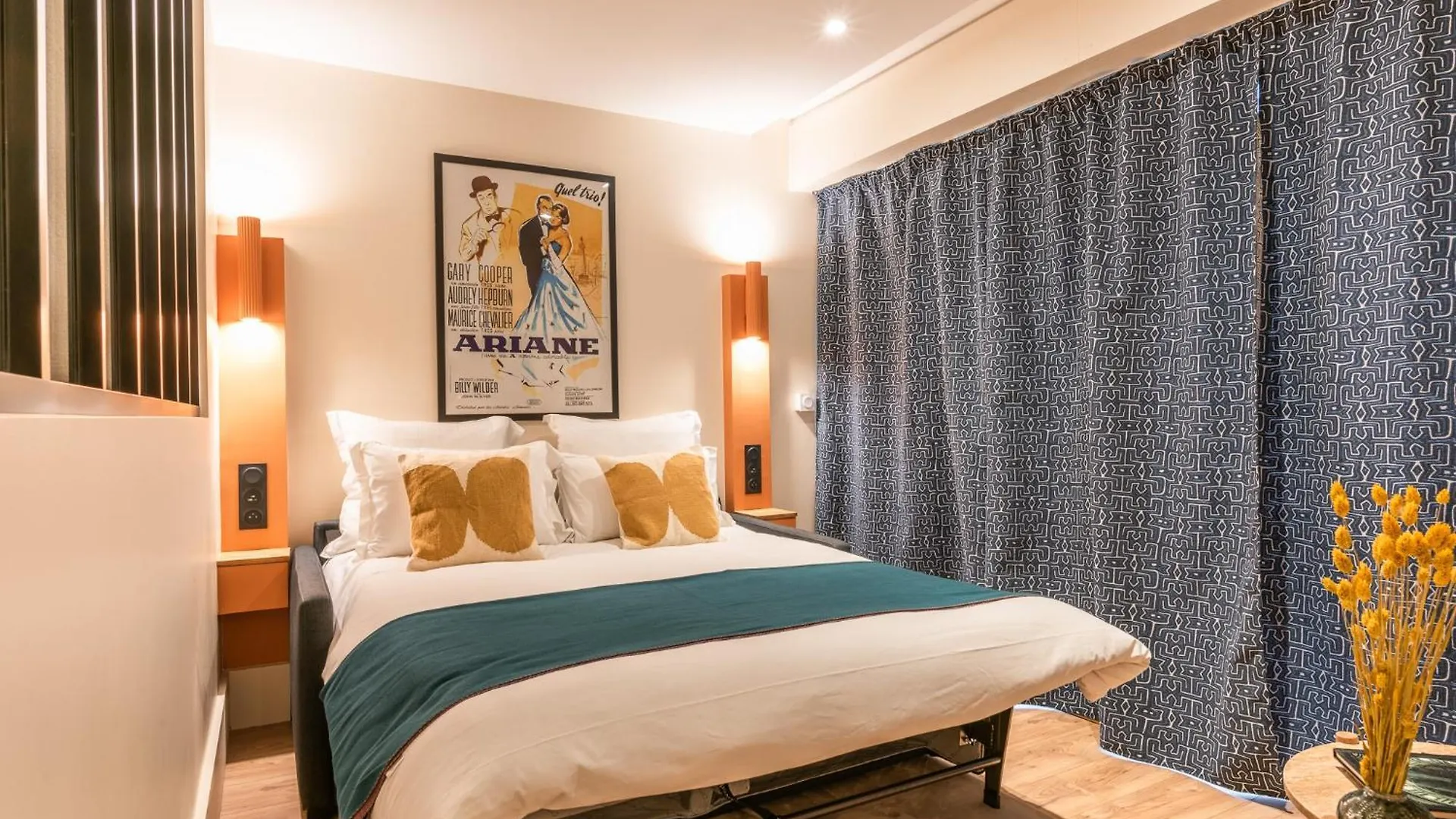 Maison Menilmontant Paris Apartment