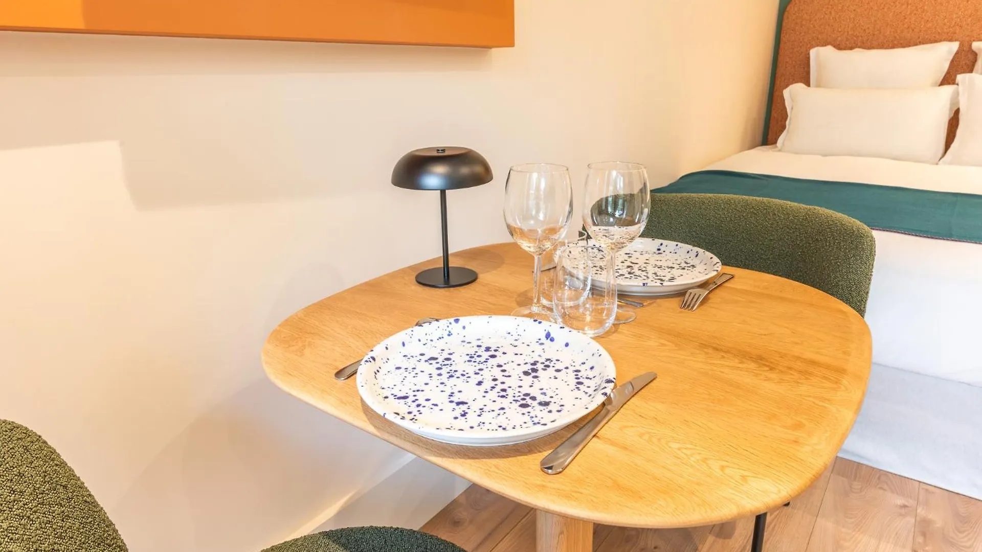 Apartment Maison Menilmontant Paris France