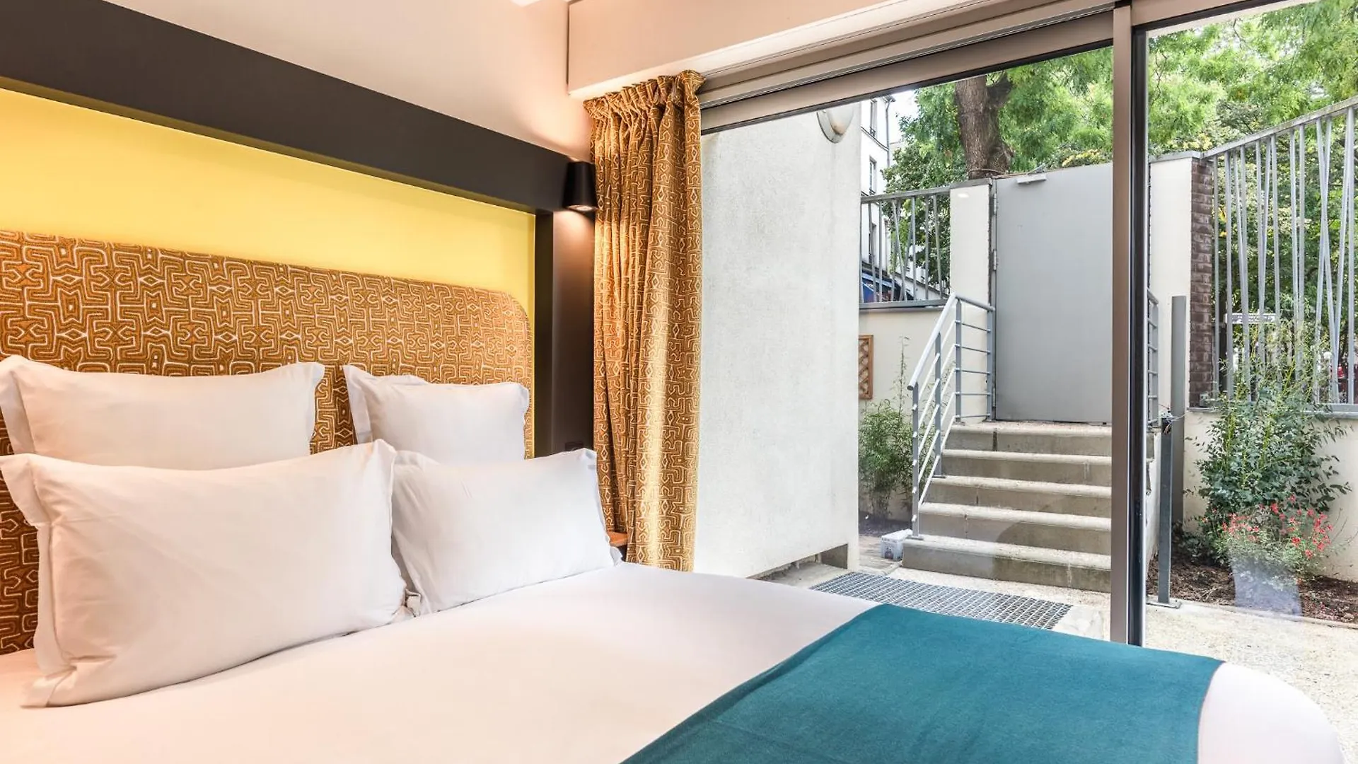 Maison Menilmontant Paris Apartment