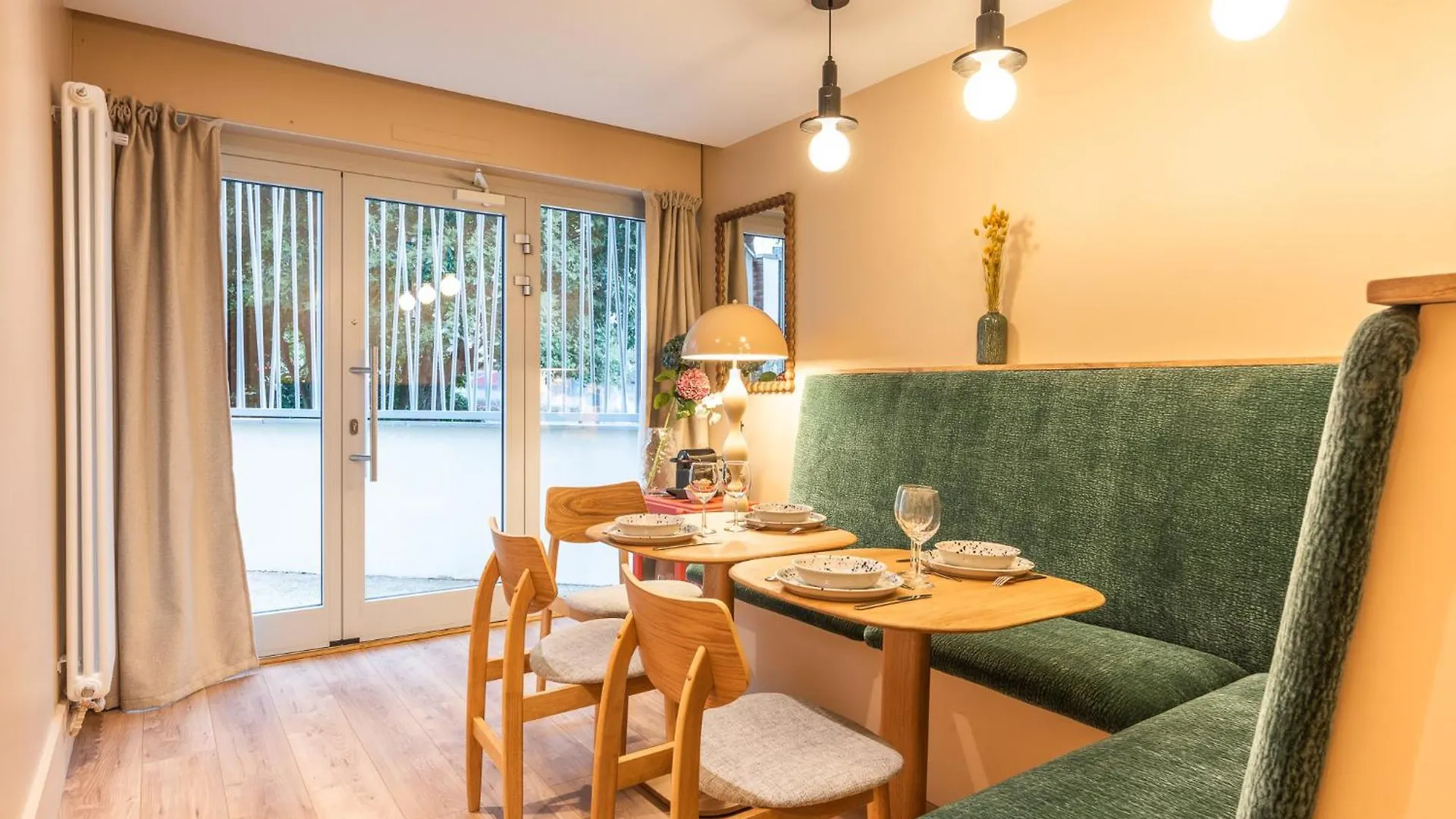 Apartment Maison Menilmontant Paris